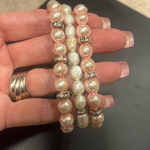 Fashion Pearl Bracelets